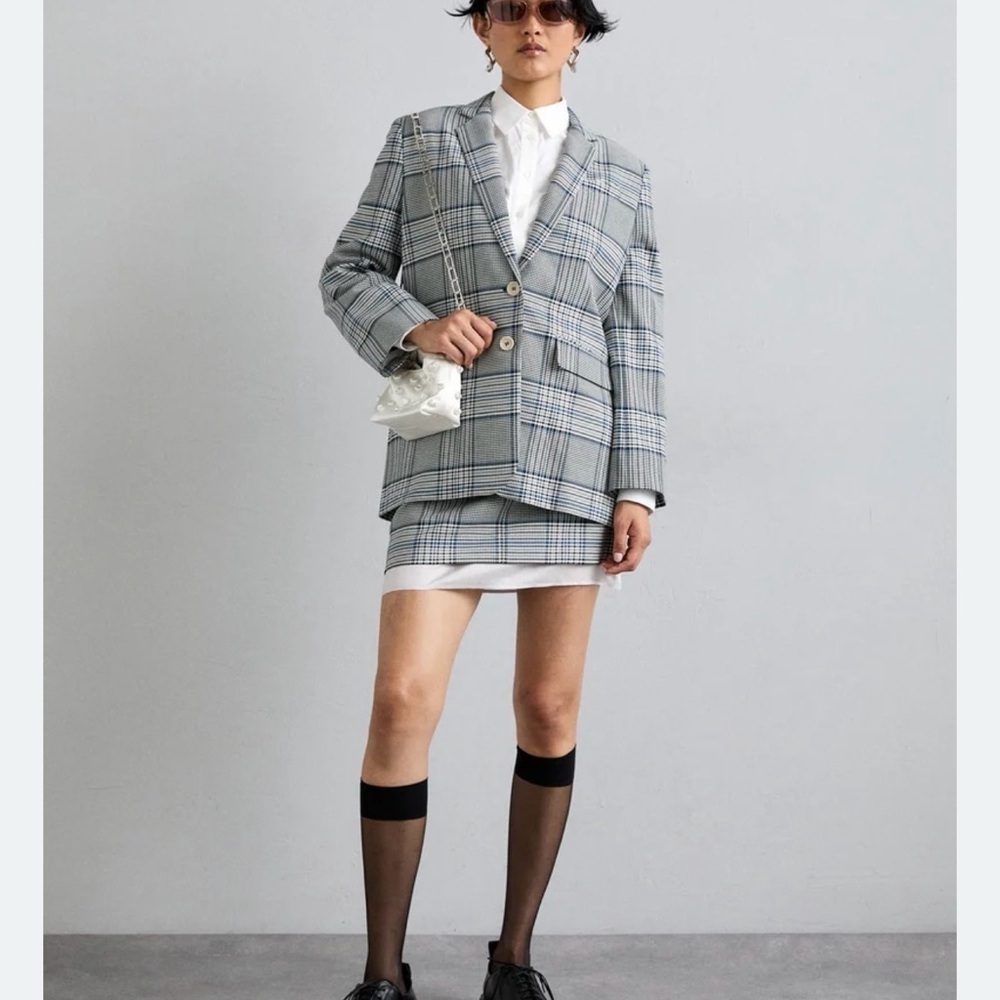 Grey Checked Long Blazer with Shoulder Pads | Button Closure | Straight Fit